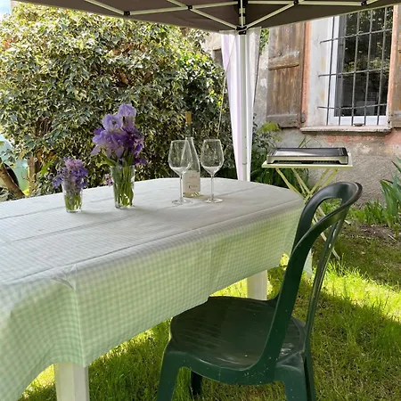 Maison Calme Apartment